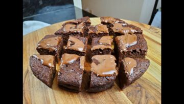 2 MINUTOS NO MICROONDAS, BROWNIE DE BANANA, LOW CARB