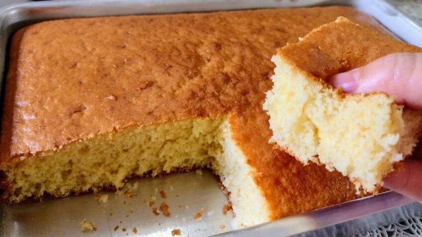 BOLO SIMPLES FOFINHO-BATEU, ASSOU TÁ PRONTO SÓ FAZER O CAFÉ