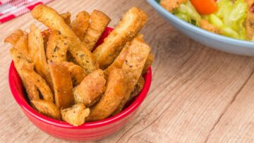 TORRADA COM SOBRAS DE PÃO DE FORMA CROUTONS PARA SALADAS E SOPAS | Cook’n Enjoy 1128