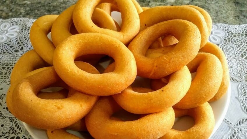 ROSQUINHA DOCE DE POLVILHO- FRITA E SEQUINHA APENAS 3 INGREDIENTES